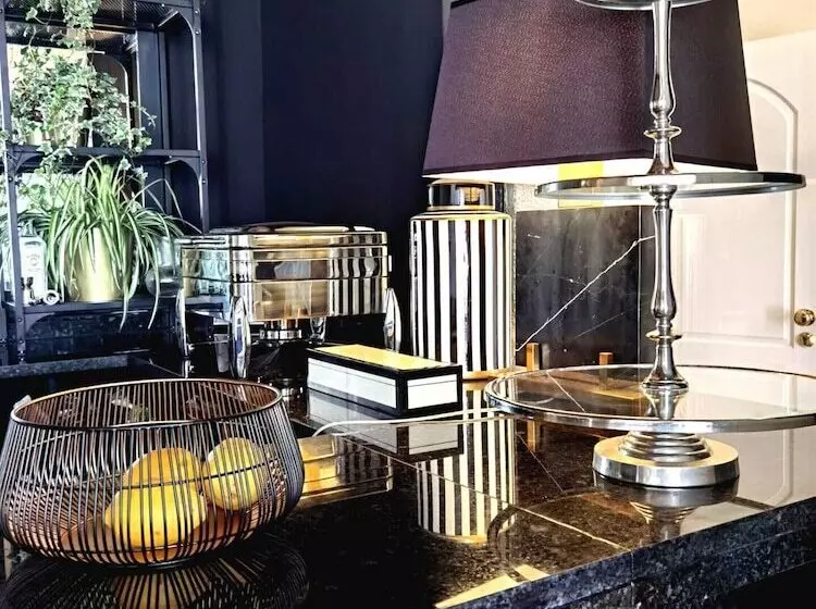 Majatalo Monsenhor52