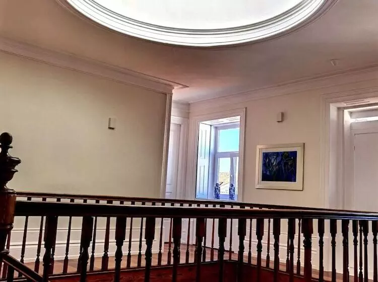 Majatalo Monsenhor52