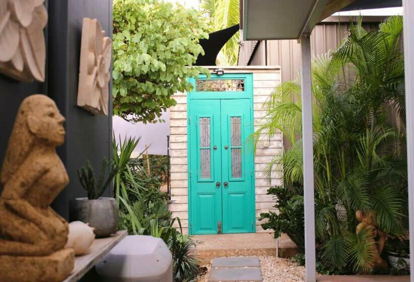 פנסיון The Bunkhouse