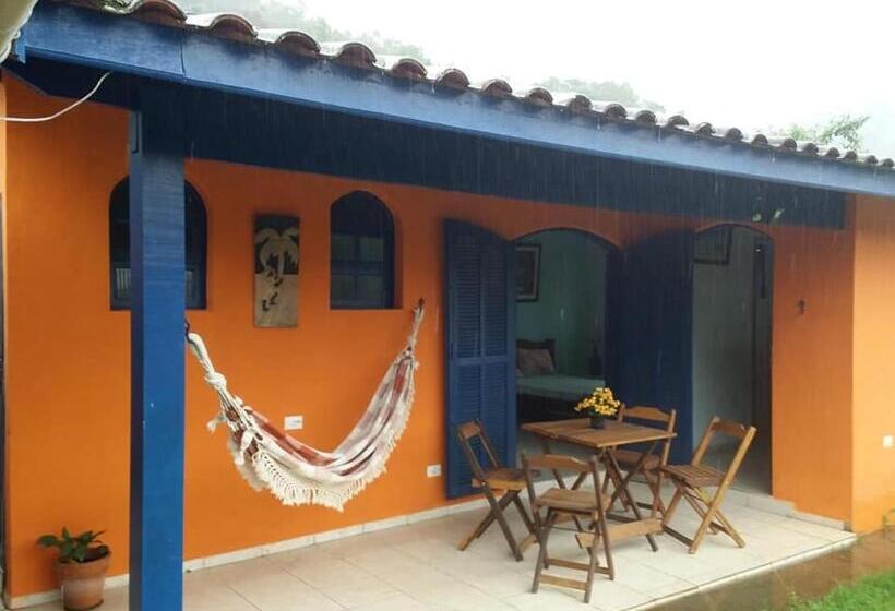 펜션 Ubatuba Suítes