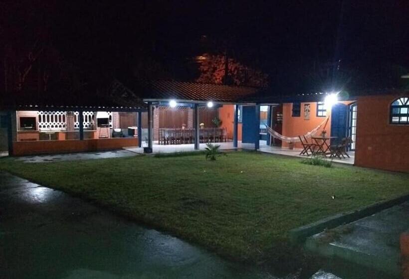 펜션 Ubatuba Suítes