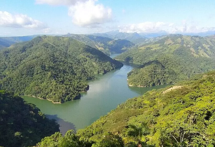 ユースホステル Mirador Amani