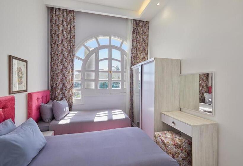 هتل Le Royal Marina