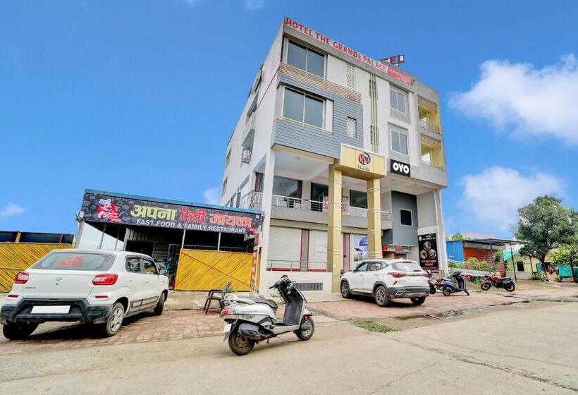 Hotel Oyo 91026 Pearl Inn