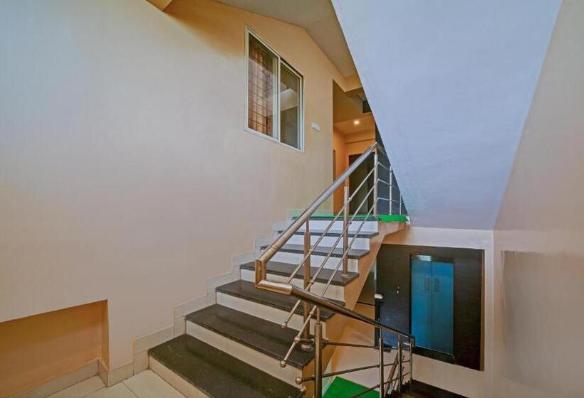 Hotel Oyo 91026 Pearl Inn