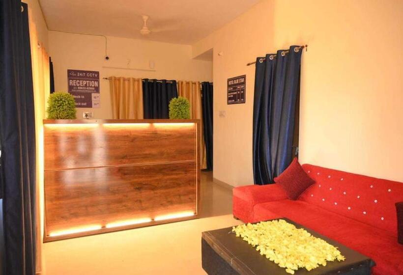 O Pop Hotel Blue Star