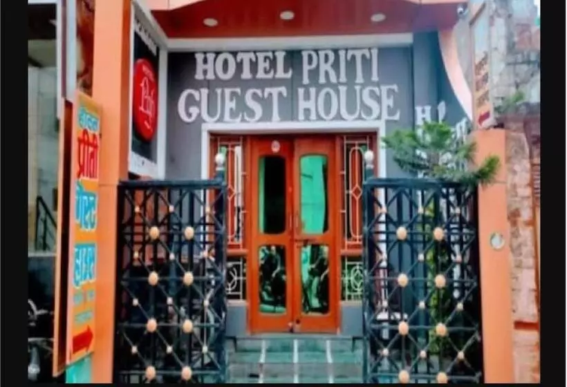 Hotelli Priti Guest House By Wb Inn
