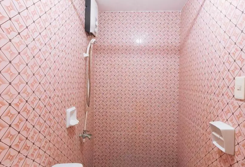 Reddoorz @ Golden Victory Hotel Mabalacat Pampanga