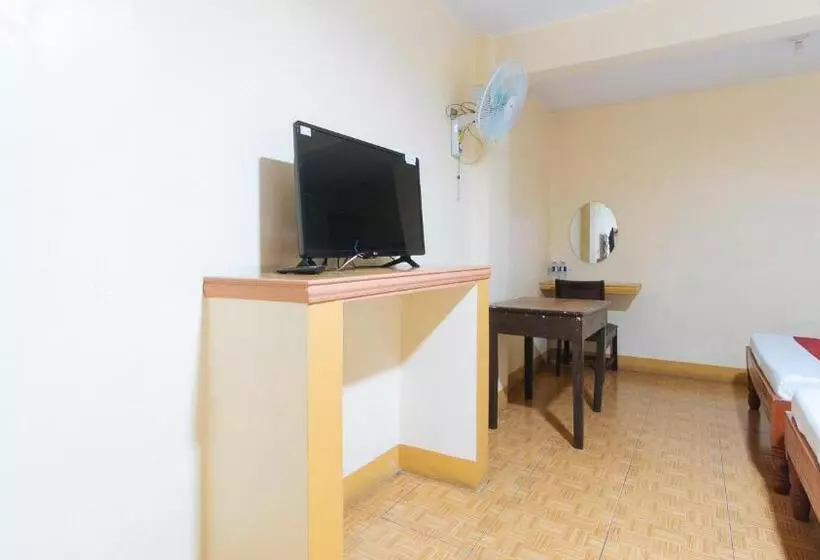 Reddoorz @ Golden Victory Hotel Mabalacat Pampanga