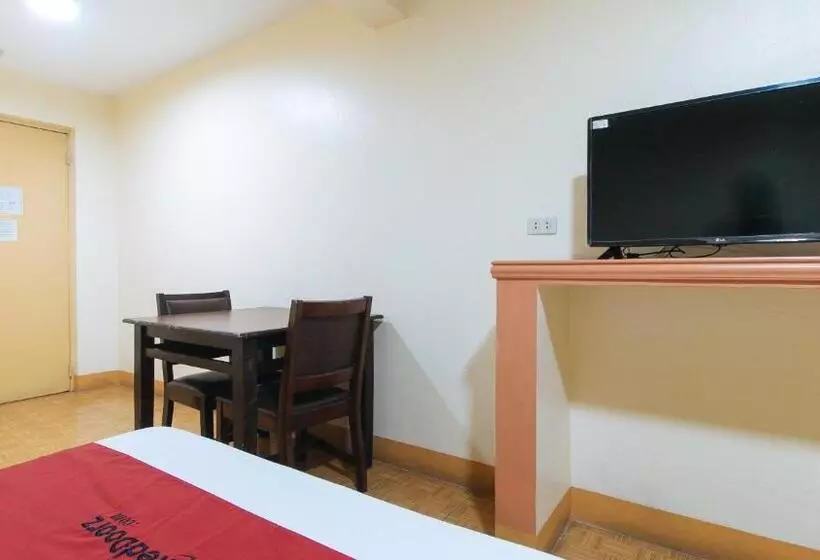 Reddoorz @ Golden Victory Hotel Mabalacat Pampanga