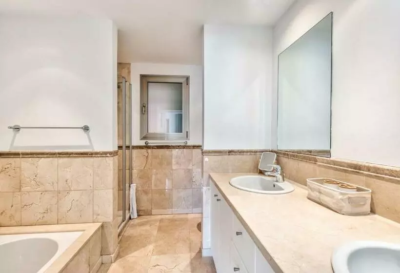 Adjona 1 2 Sea View 1b