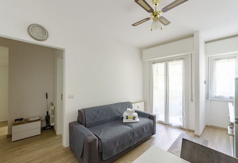 Joivy Banfi Apartment