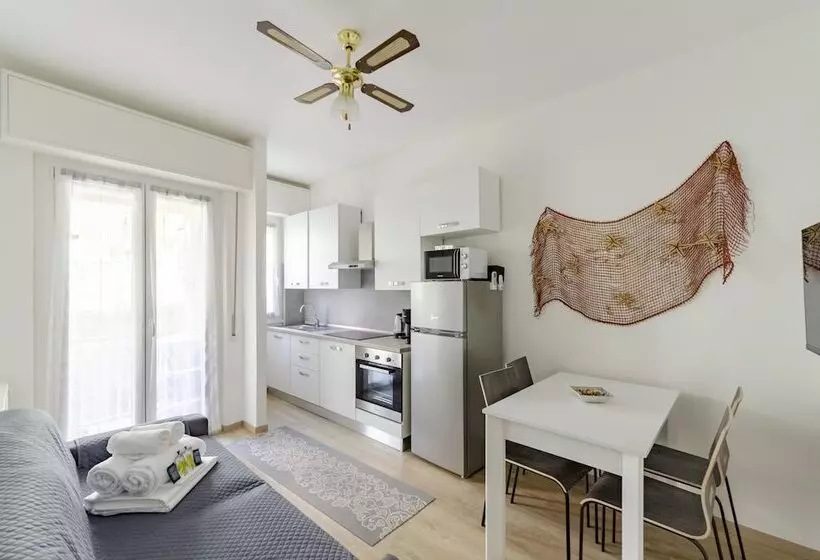 Joivy Banfi Apartment