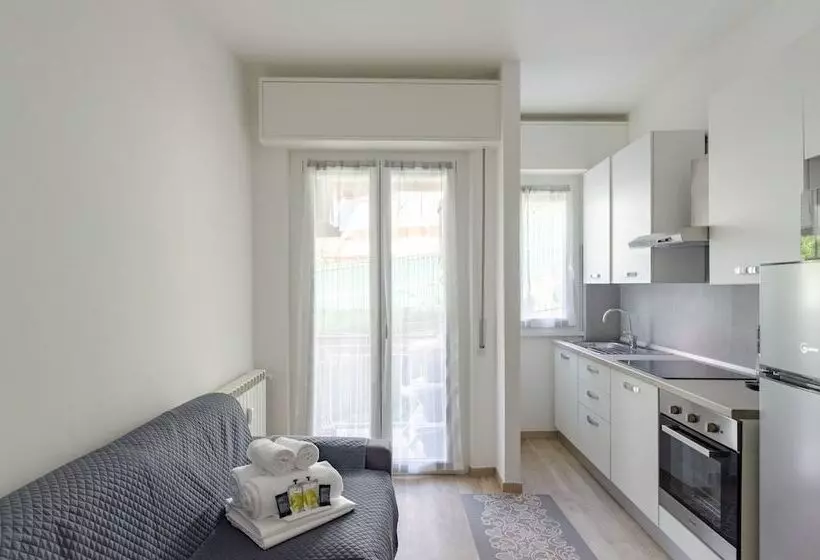 Joivy Banfi Apartment