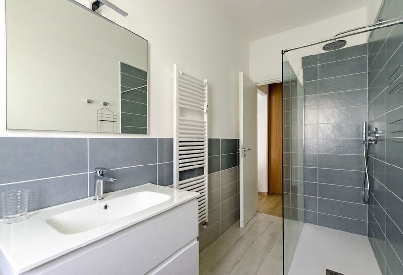 Joivy Banfi Apartment