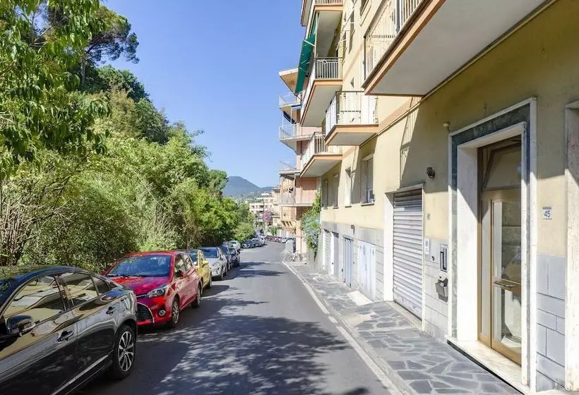 Joivy Banfi Apartment