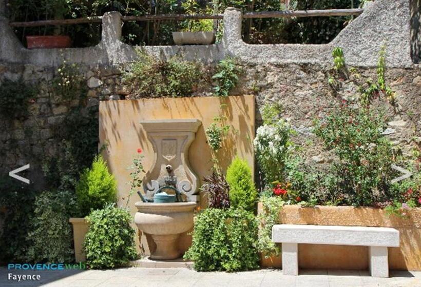 住宿加早餐 L Essens