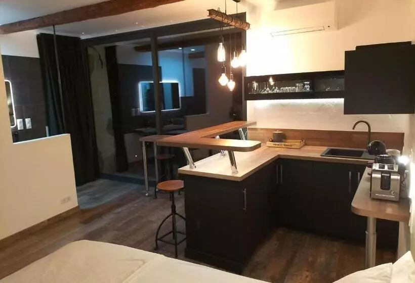 Aamiaismajoitus (B&B) L Essens