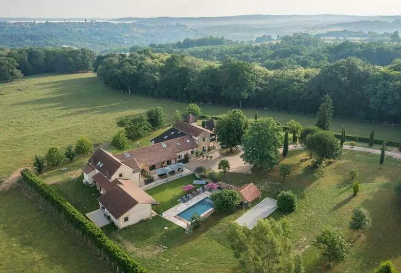 Majatalo Domaine Du Bugassou, Chambres, Table D Hôtes & Spa