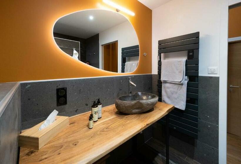 Пансион Domaine Du Bugassou, Chambres, Table D Hôtes & Spa