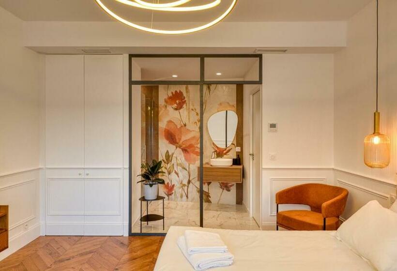 بنسيون L Iris De Suse