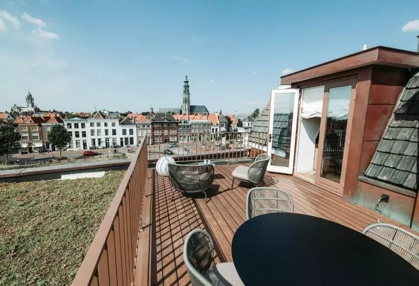 Eclectic Hotel Copper