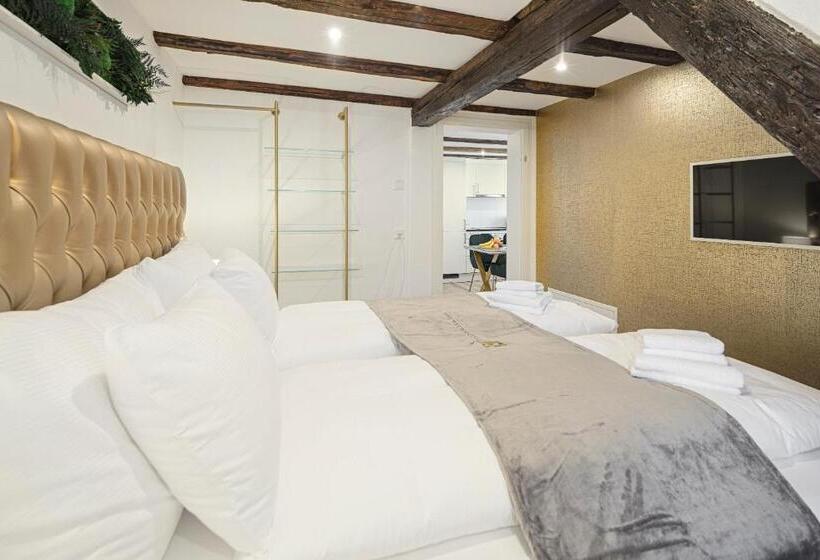 Eh Apartments Saturn