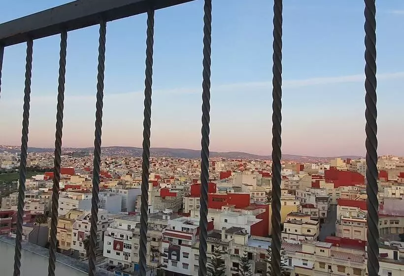 Familiar Luxury Apartment