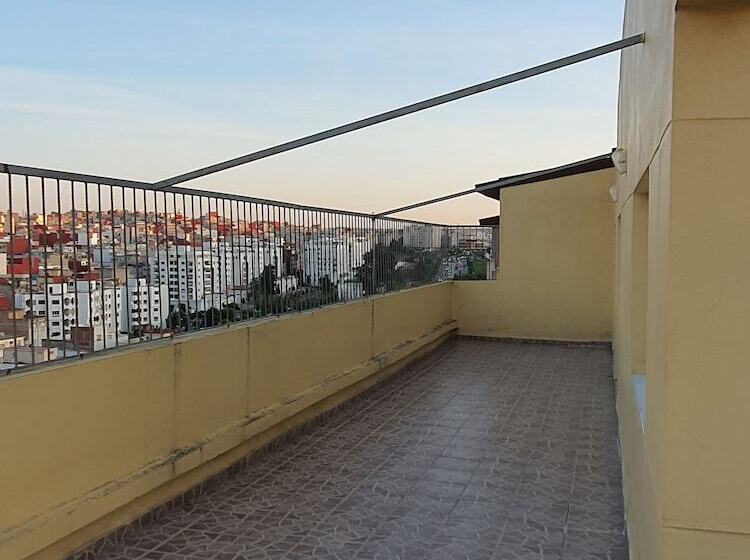 Familiar Luxury Apartment