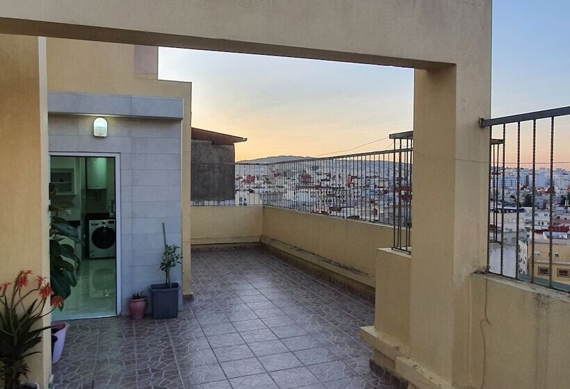 Familiar Luxury Apartment