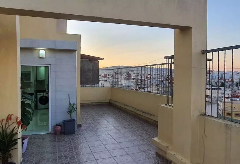 Familiar Luxury Apartment