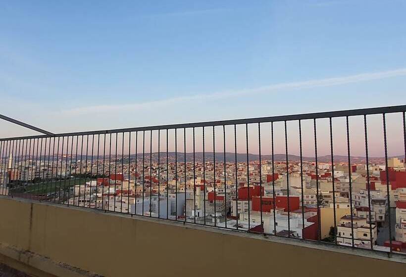 Familiar Luxury Apartment