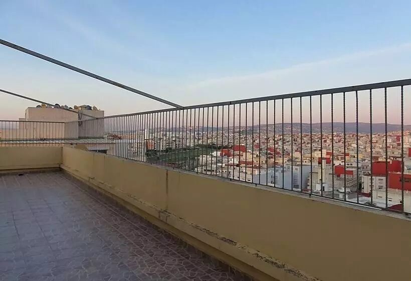 Familiar Luxury Apartment