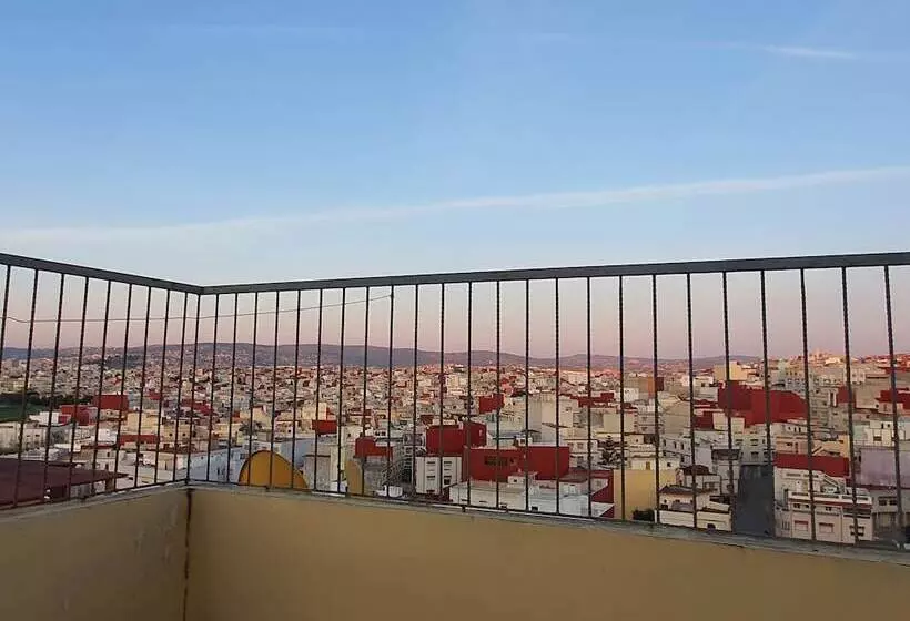 Familiar Luxury Apartment