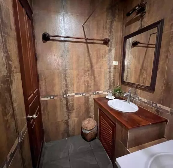 هتل Siridel Luang Prabang