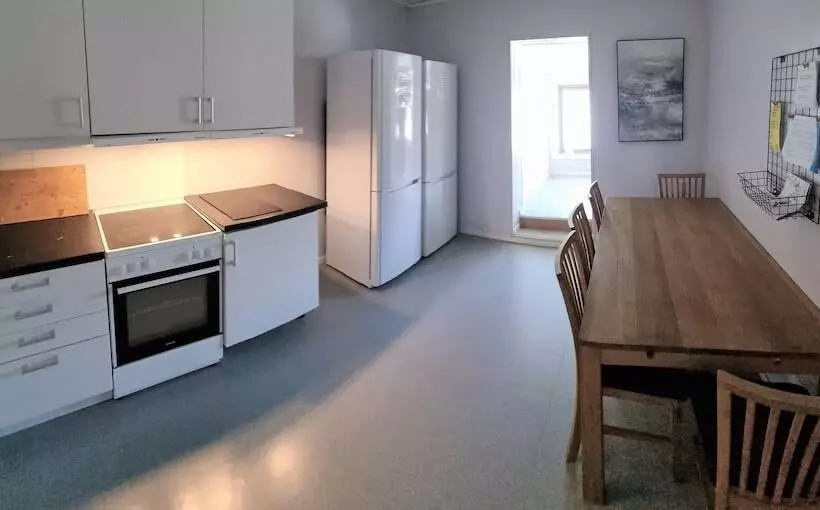 Retkeilymaja Lofoten Overnatting   Leknes