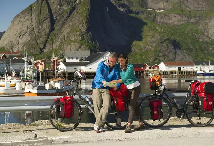 Retkeilymaja Lofoten Overnatting   Leknes