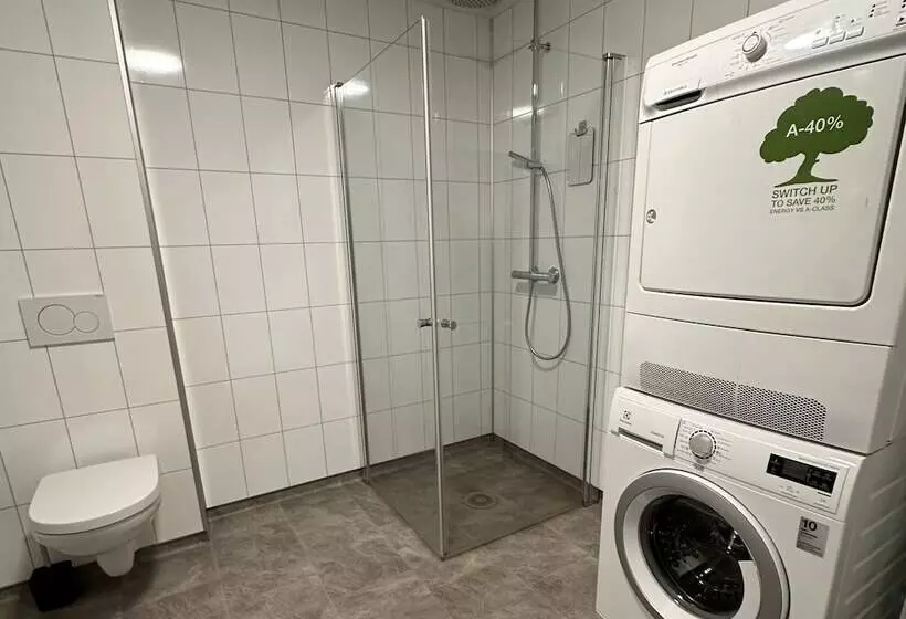 Retkeilymaja Lofoten Overnatting   Leknes