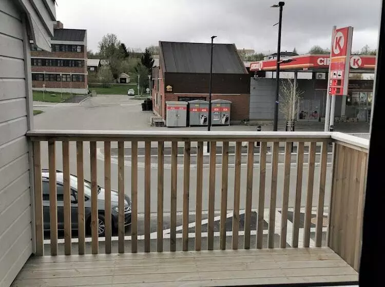 Retkeilymaja Lofoten Overnatting   Leknes