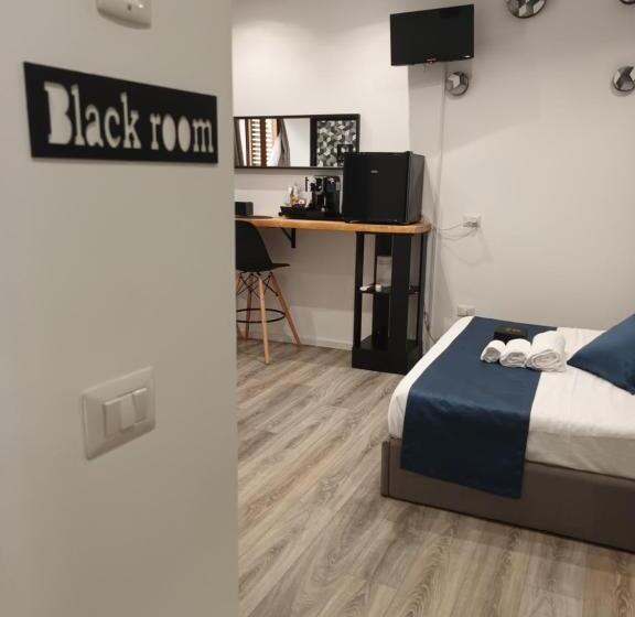 تختخواب و صبحانه Geometric Art Home