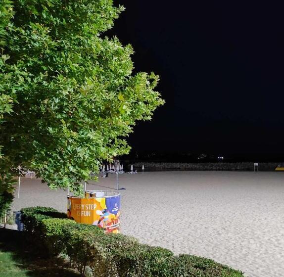 בית מלון כפרי аурелия бей