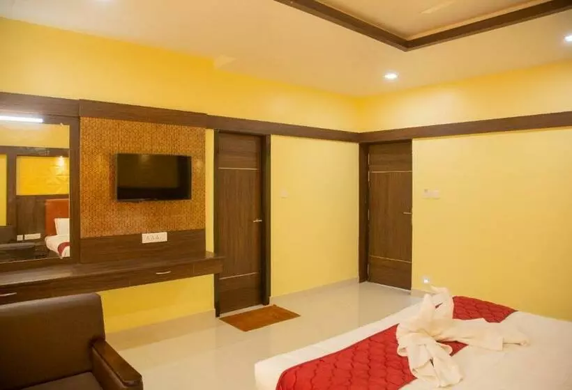 ホテル Sri Balaji Grand