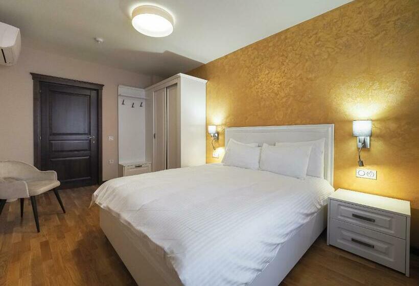 펜션 Boutique Central