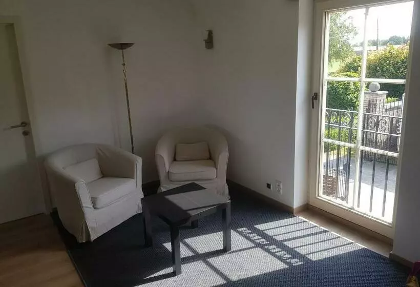 Aamiaismajoitus (B&B) La Clé Des Champs