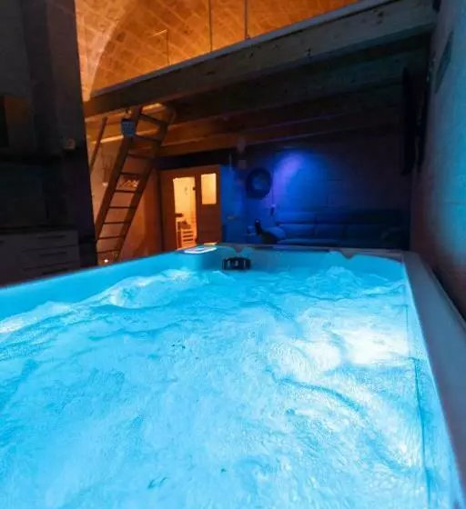 Aamiaismajoitus (B&B) Suite16 & Spa