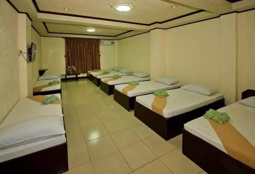 ホテル Oyo 880 Flores De Musa Inn