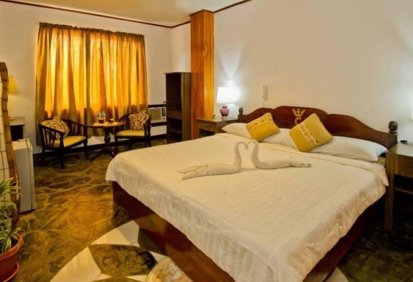 בית מלון כפרי Oyo 880 Flores De Musa Inn