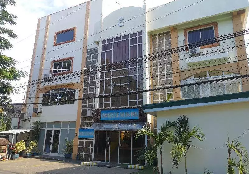 ホテル Oyo 880 Flores De Musa Inn