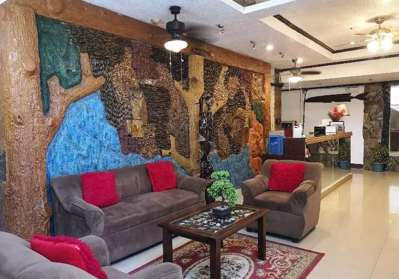 ホテル Oyo 880 Flores De Musa Inn