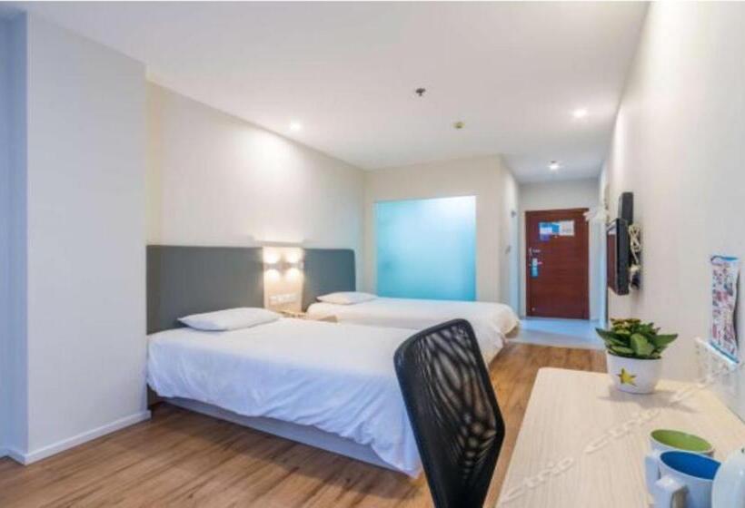 Hanting Hotel Xiamen Wenzao Metro Station